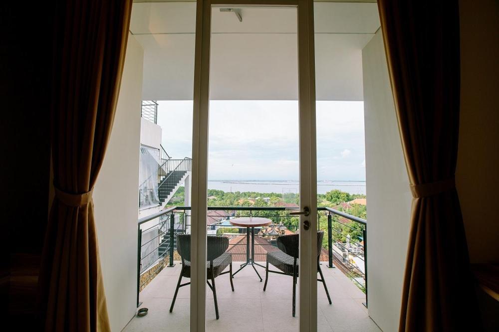 Mahogany Hotel Nusa Dua  Exteriör bild