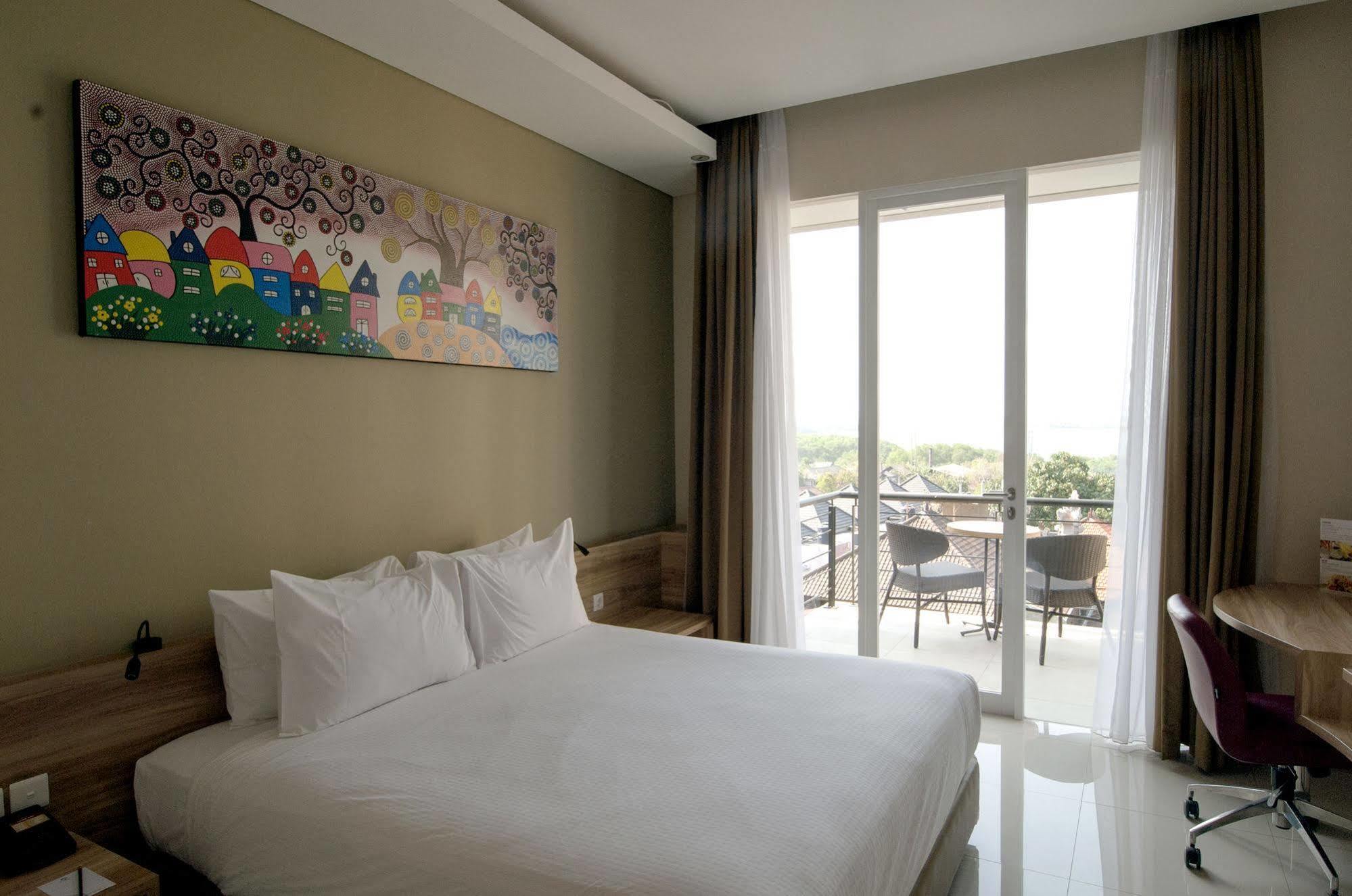 Mahogany Hotel Nusa Dua  Exteriör bild