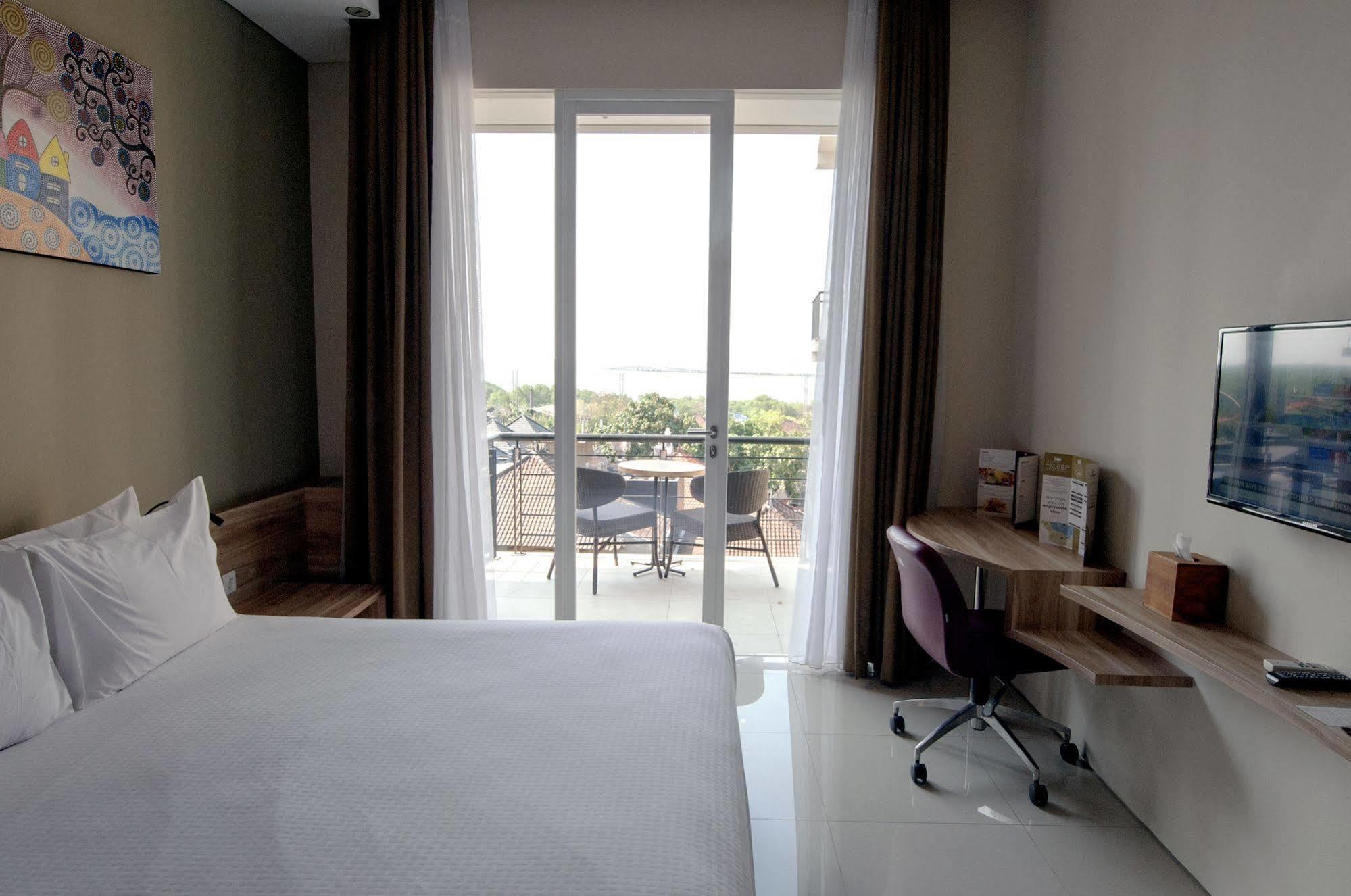 Mahogany Hotel Nusa Dua  Exteriör bild